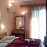 Aiolos Center Panoramic View&yoga Harmony Hotel&rooms 2*